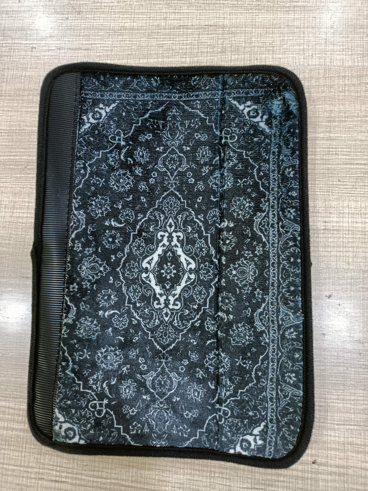 Seatbelt Cover - Obsidian Black